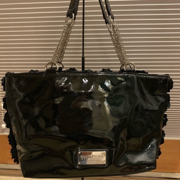 White House Black Market Floral Purse - Picture 3 of 8